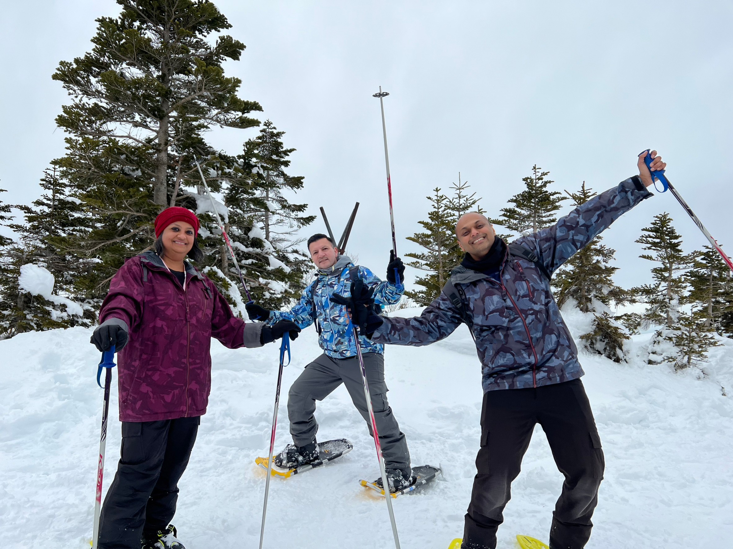 楽々山頂スノーシューガイド19　Snowshoe Mountain Top Group Tour report